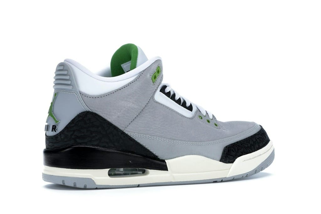 Jordan 3 Retro Chlorophyll 136064-006 Light Smoke Grey/Chlorophyll-Black-White Sneakers