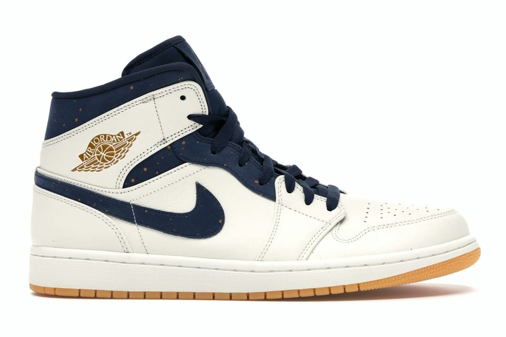 Jordan 1 Retro Mid Jeter AH6342-104 Sail/Bronze-College Navy Sneakers