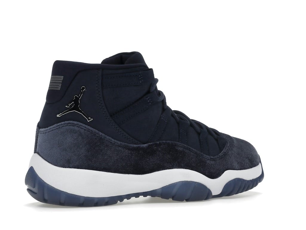 Air Jordan 11 Retro Midnight Navy Women’s AR0715-441
