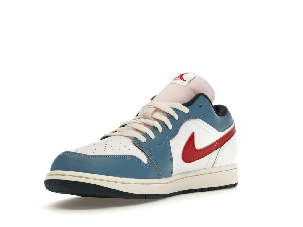 Jordan 1 Low SE Armory Navy HM3711-144 White/Navy Blue Sneakers